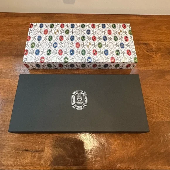 Diptyque Limited Edition Sapine 12-Candle Set - New in box! - Picture 3 of 13